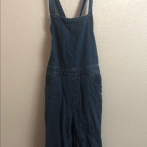 Cropped tied overalls
